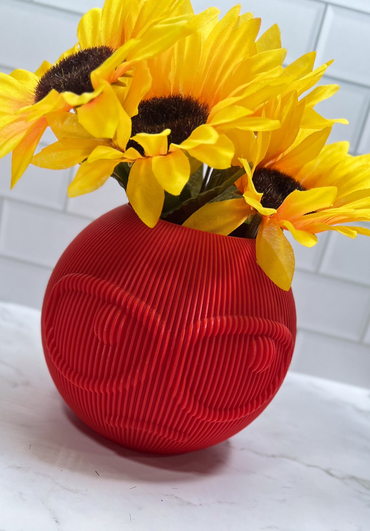 Smile Vase Flower Vase, Flower Pot, Pen Holder, 3D Printed, Desk Item, Custom Product, Decor, Adult Gift