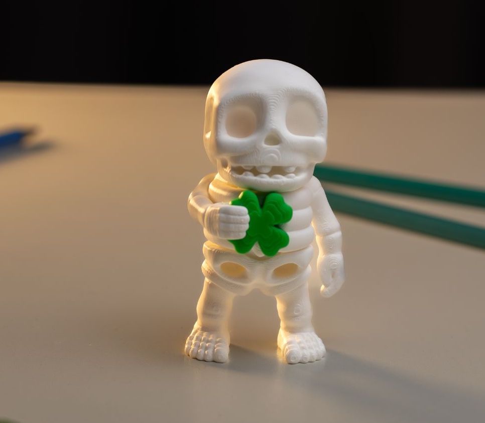 Articulated Lucky Clover Tiny Fidget Figurine, Clover Skeleton, Desktop Figurine