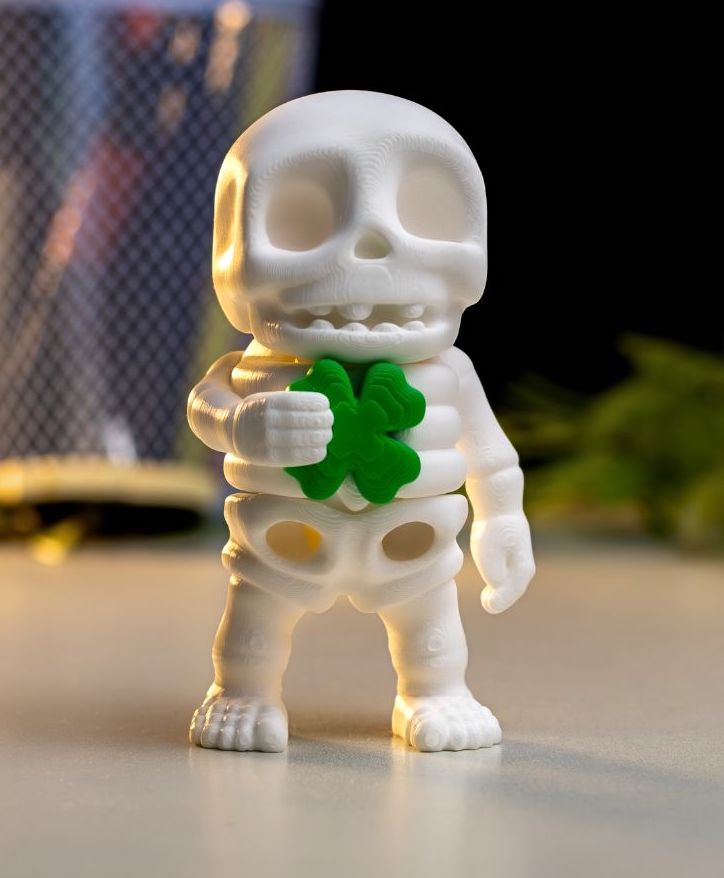 Articulated  Lucky Clover Tiny Fidget Figurine, Clover Skeleton,  Desktop Figurine